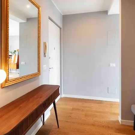 Grazioso E Spazioso In Forlanini Appartement Milaan